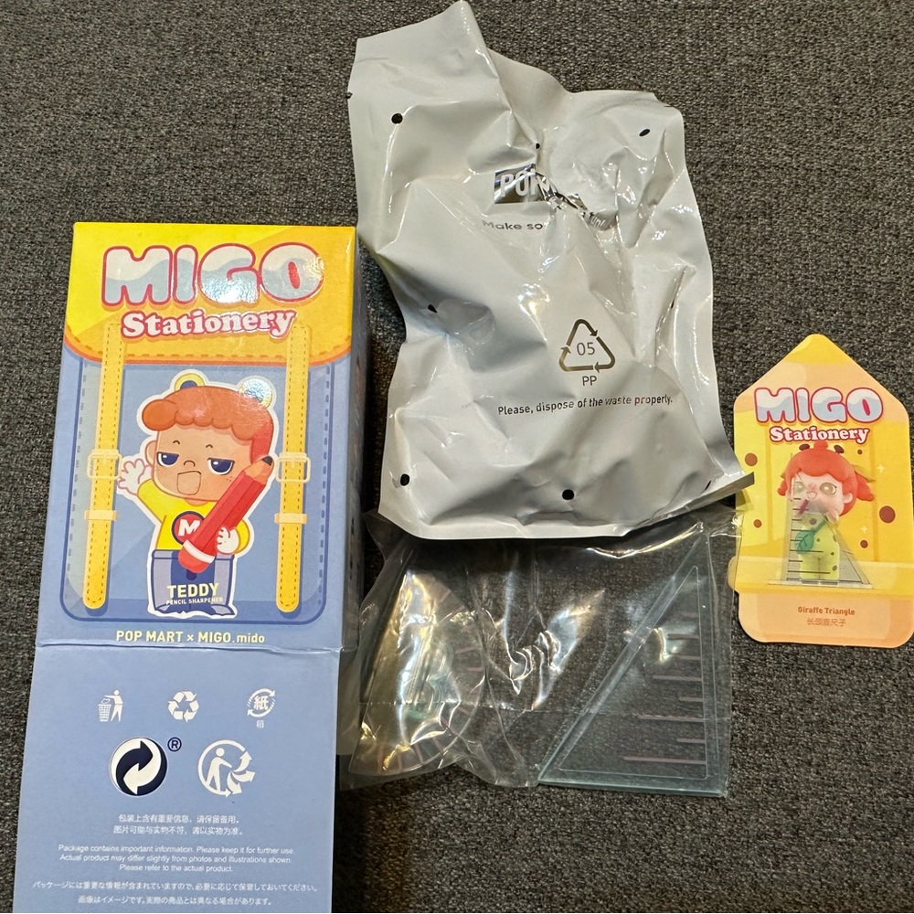 Pop Mart Migo Stationery Opened Confirmed Blind Box Giraffe Triangle
